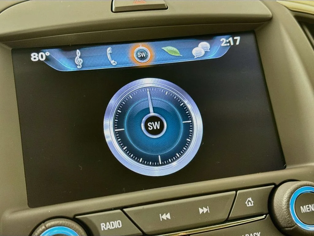 Used 2016 White Buick Base image 15