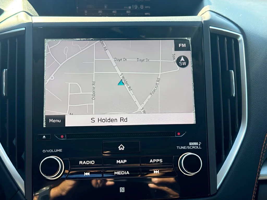Used 2018 Silver Subaru 2.0i Limited image 19