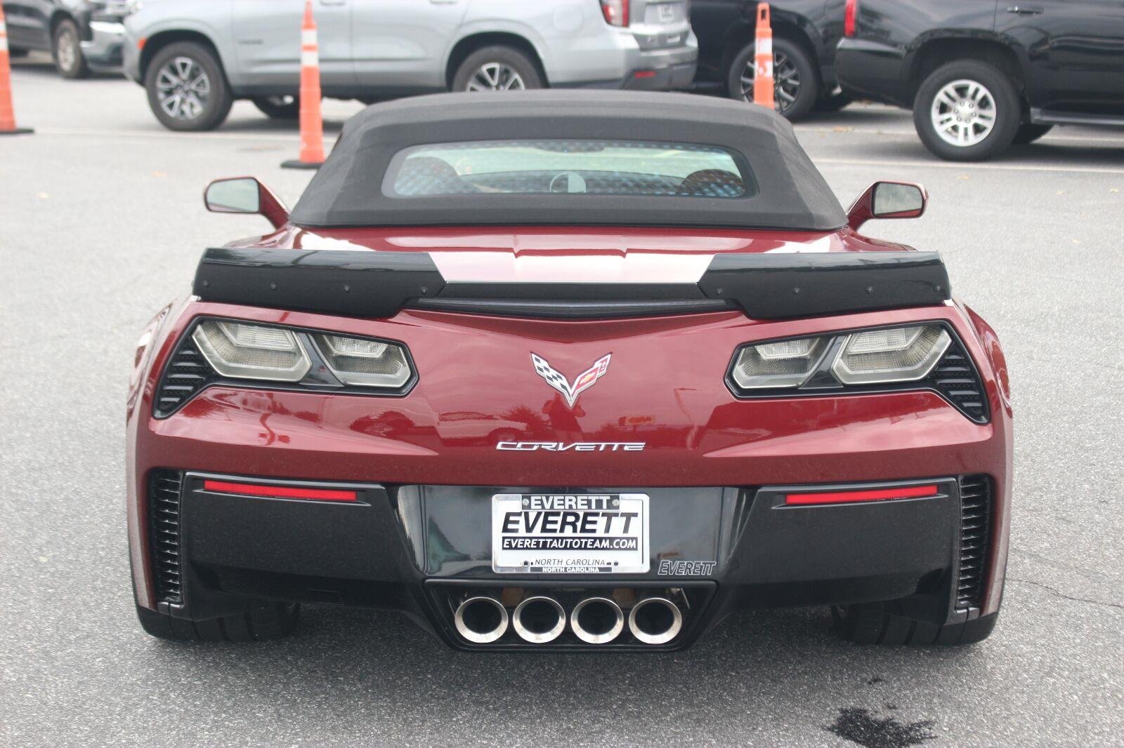 Used 2019 LONG BEACH RED METALLIC TINTCOAT Chevrolet Z06 2LZ image 6