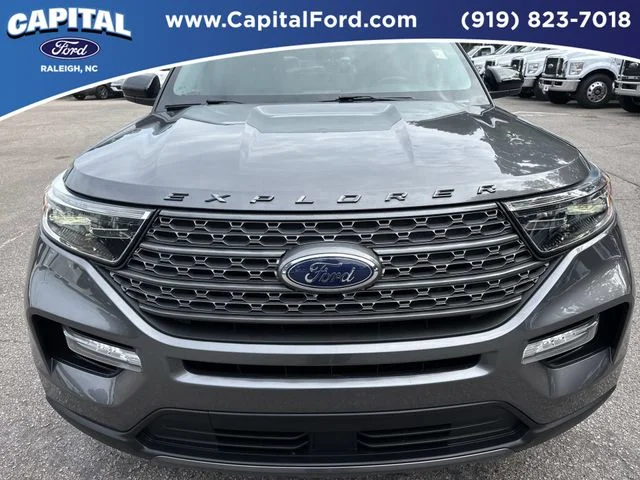 Used 2022 Gray Ford XLT image 10