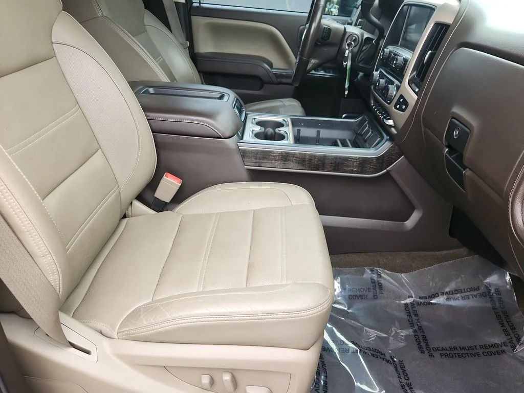 Used 2015 White GMC Denali image 16