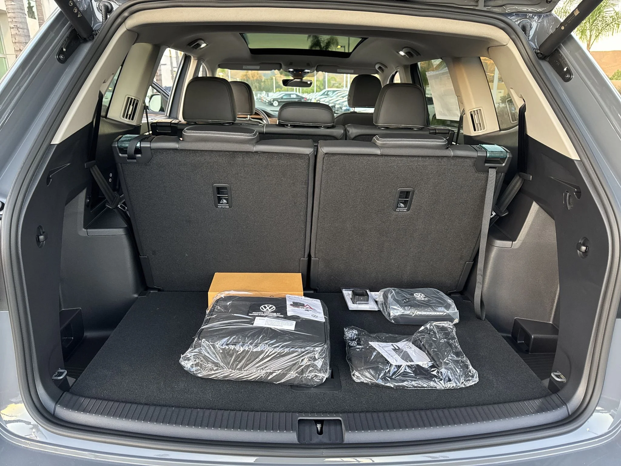 New 2026 PURE GRAY Volkswagen 2.0T SE w/Technology image 37