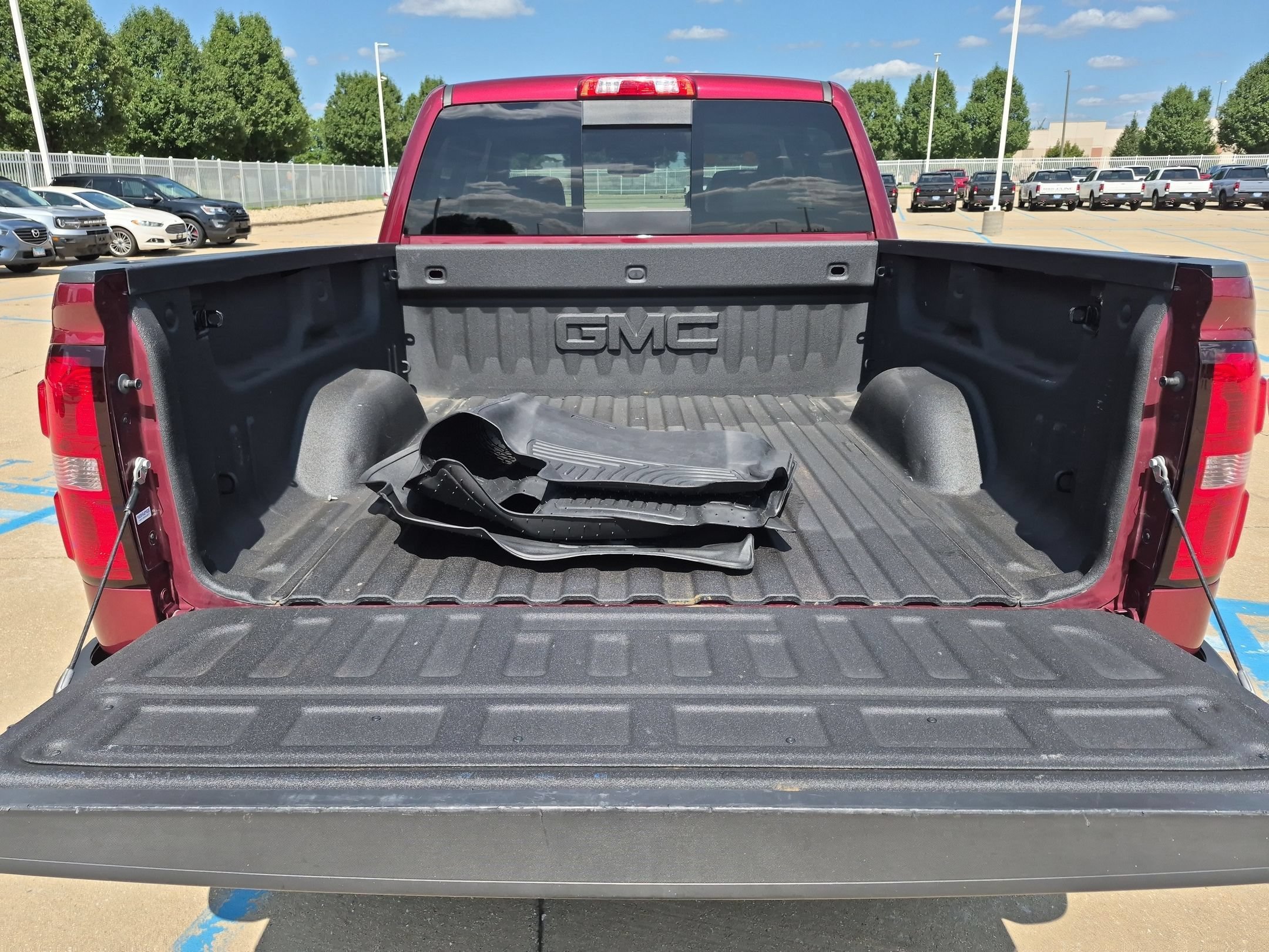 Used 2015 Sonoma Red Metallic GMC SLT 4WD image 26