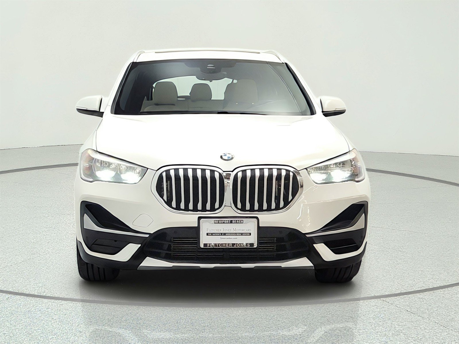 Used 2021 Alpine White BMW xDrive28i Sports Activity Vehicle image 2