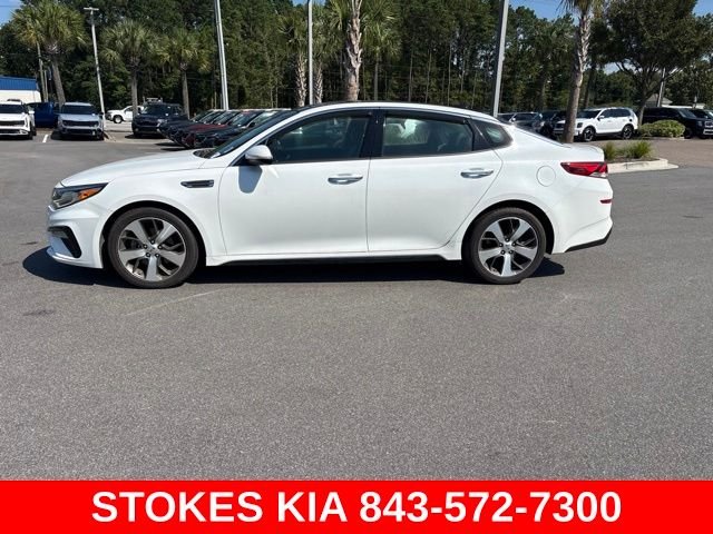 Used 2019 White Kia S image 7