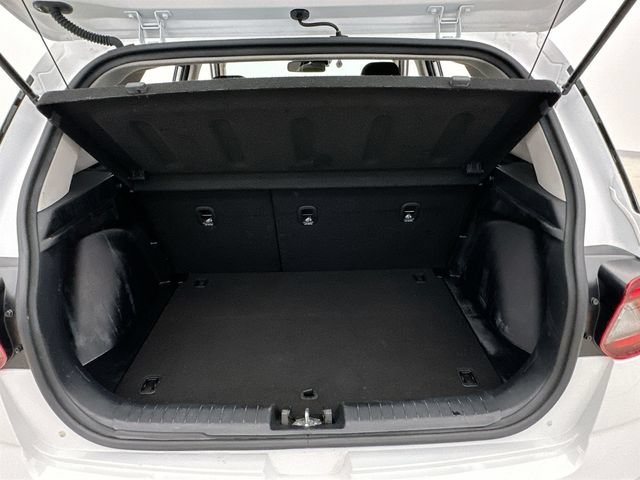 2025 Hyundai Venue SEL - Photo 37