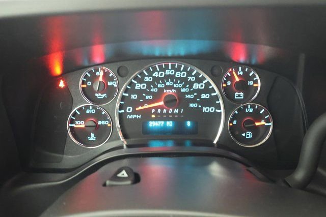 2024 Chevrolet Express Passenger LT - Photo 11