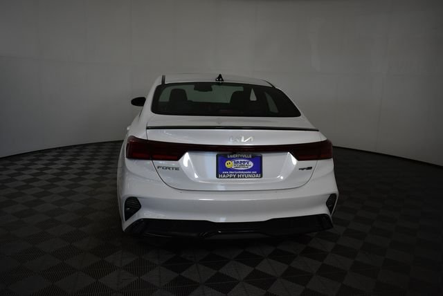 Used 2022 White Kia GT-Line image 9