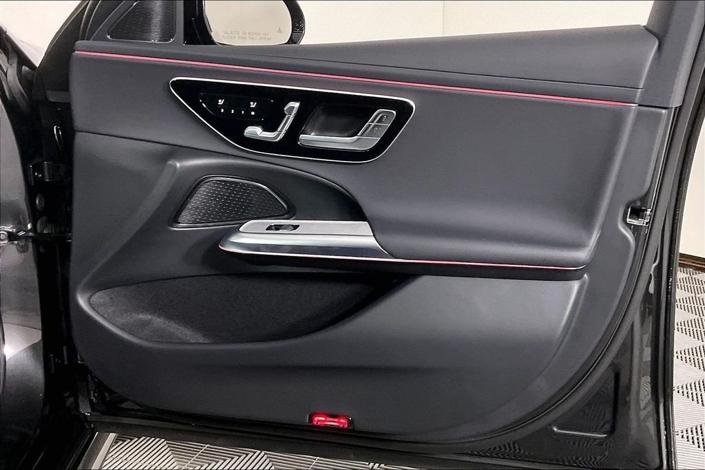 2026 Mercedes-Benz E-Class E350 - Photo 16