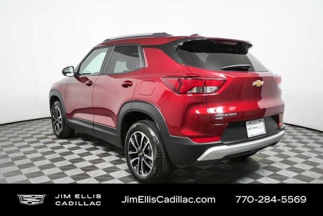 Used 2025 Crimson Metallic Chevrolet LT image 25