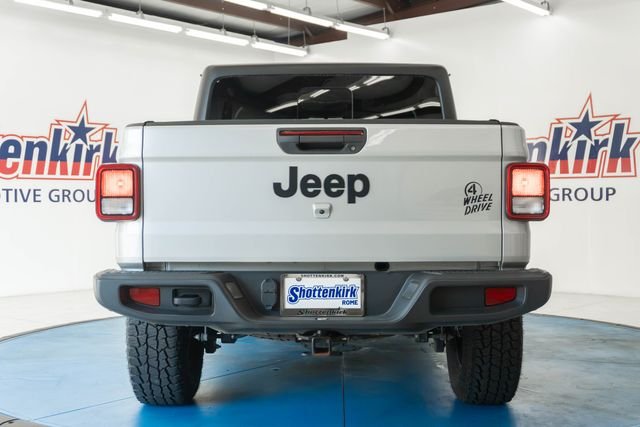 Used 2022 Silver Jeep Willys image 21
