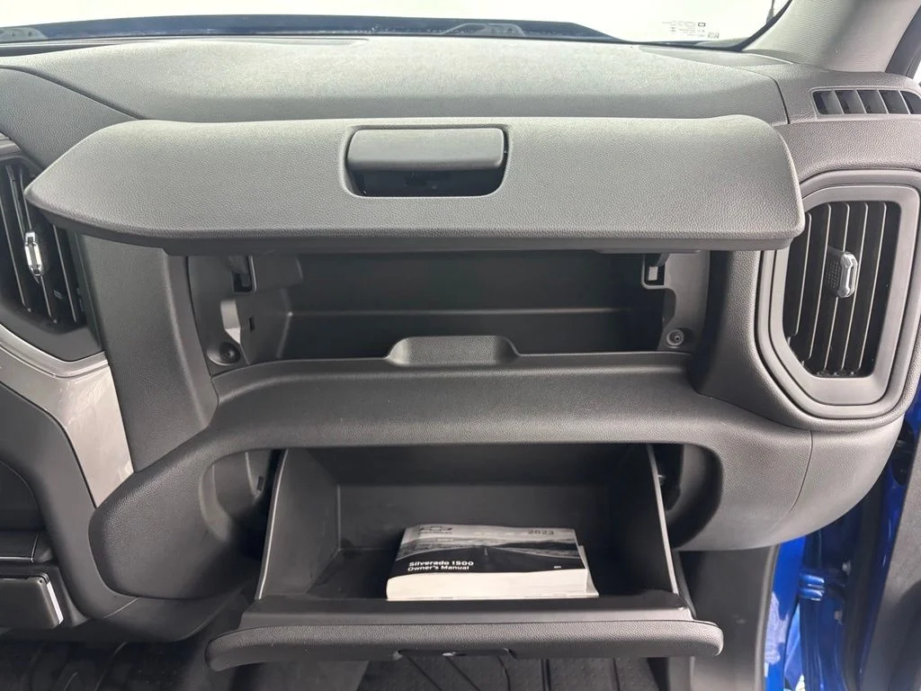 Used 2023 Blue Chevrolet Custom image 29