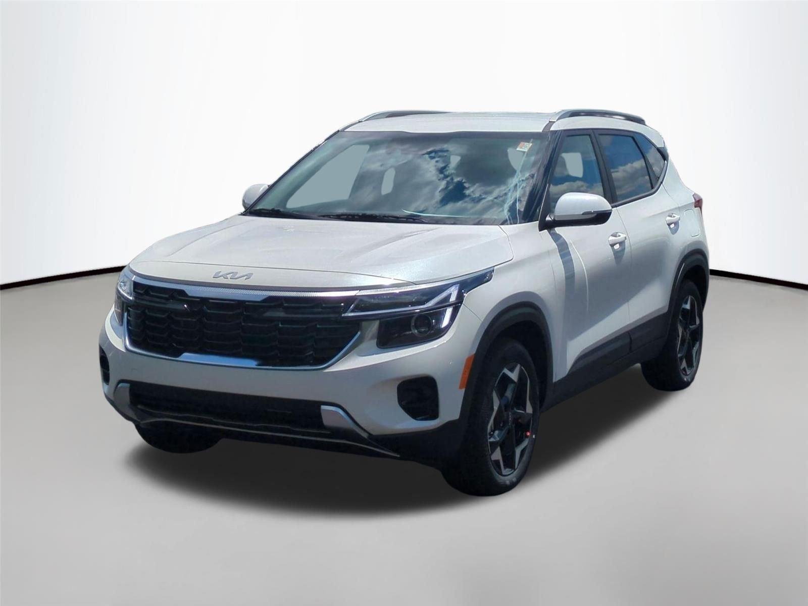 New 2026 Snow White Pearl Kia S image 1