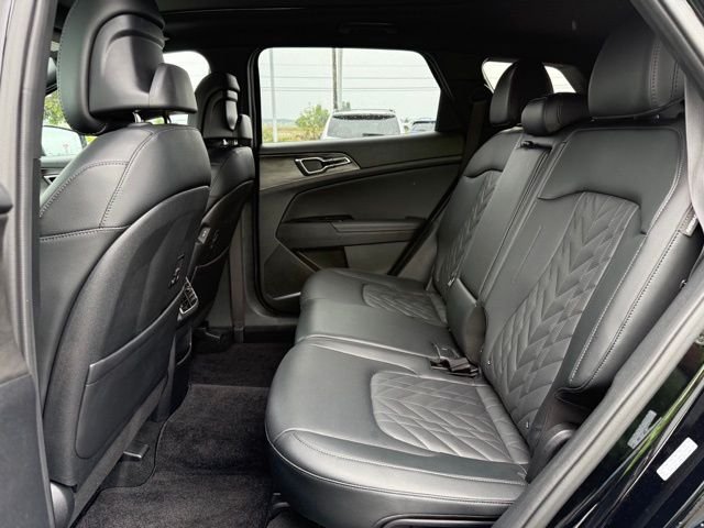 Certified Used 2024 Black Kia X-Pro Prestige image 16