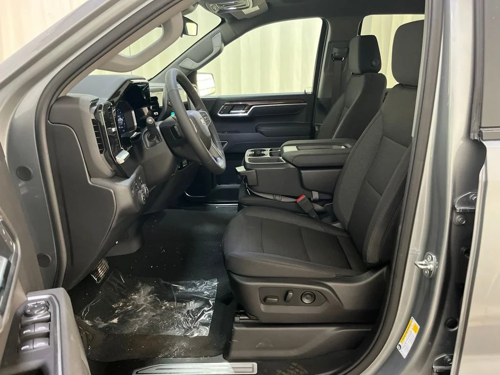 New 2026 Gray Chevrolet LT image 3