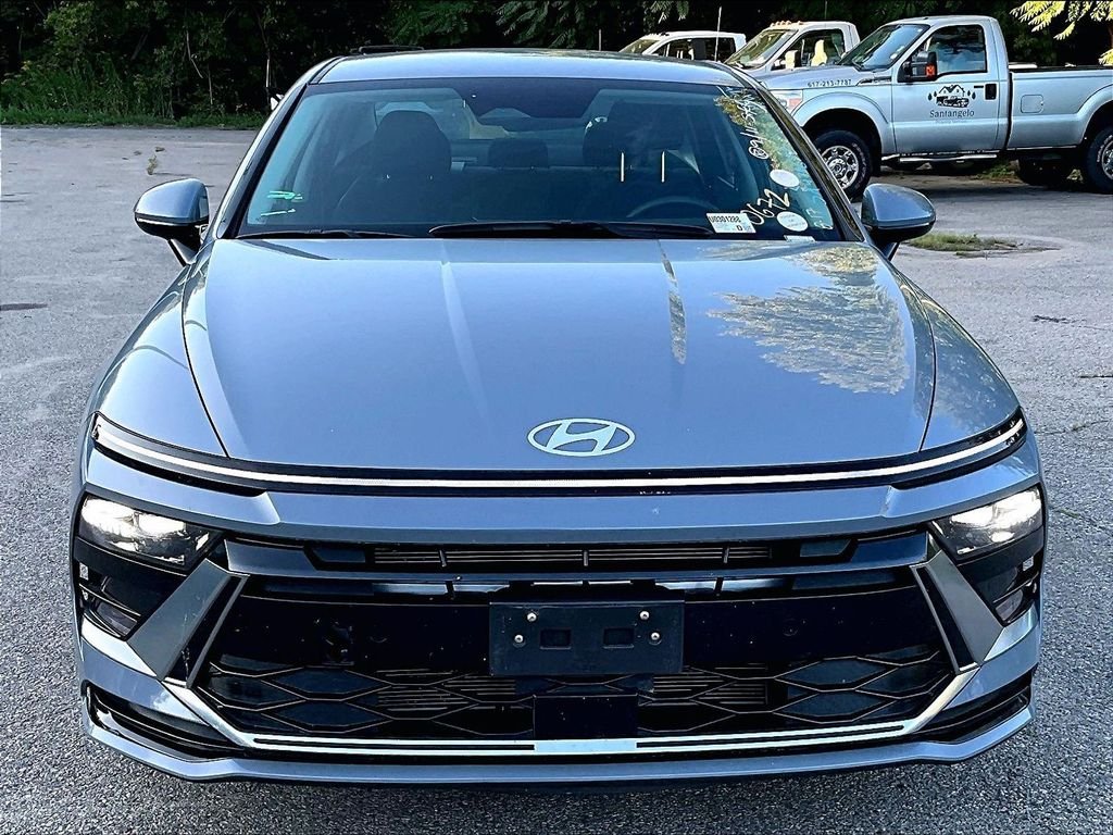 Used 2025 Blue Hyundai SEL image 2