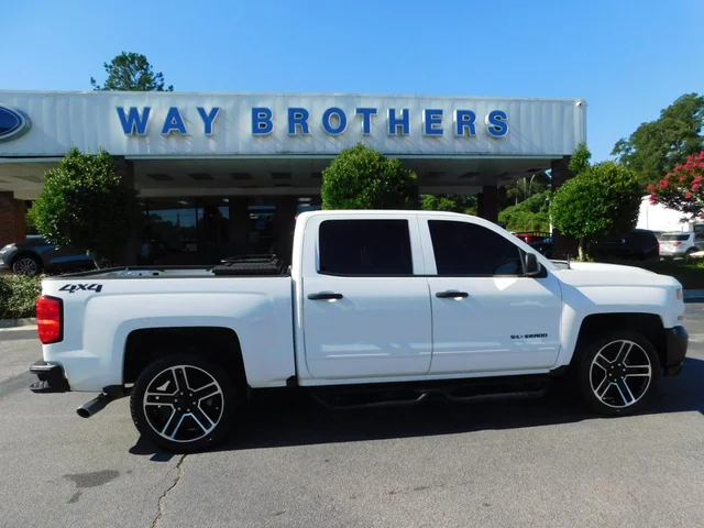 2016 Chevrolet Silverado 1500 4WD CREW CAB 143.5 in LT W/