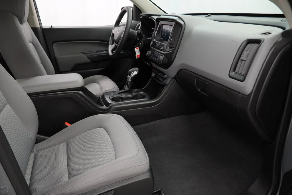 Used 2022 Gray Chevrolet Work Truck image 41
