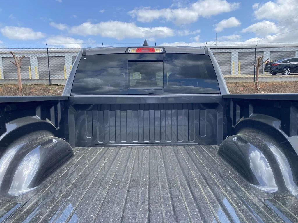 New 2026 Granite Crystal Metallic Clearcoat RAM Big Horn/Lone Star image 38