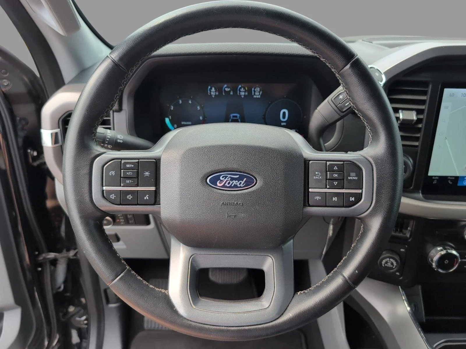 Used 2024 Agate Black Ford XLT image 25