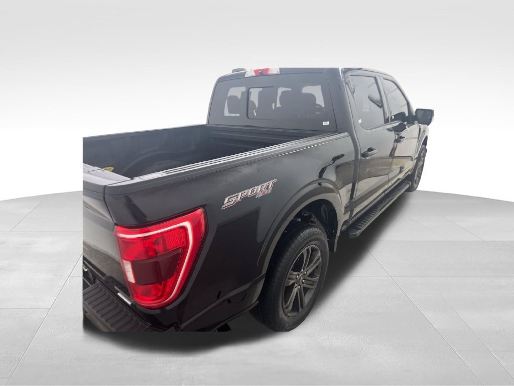 Used 2021 Black Ford XLT image 5