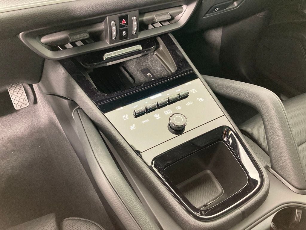 2026 Porsche Cayenne Base - Photo 12