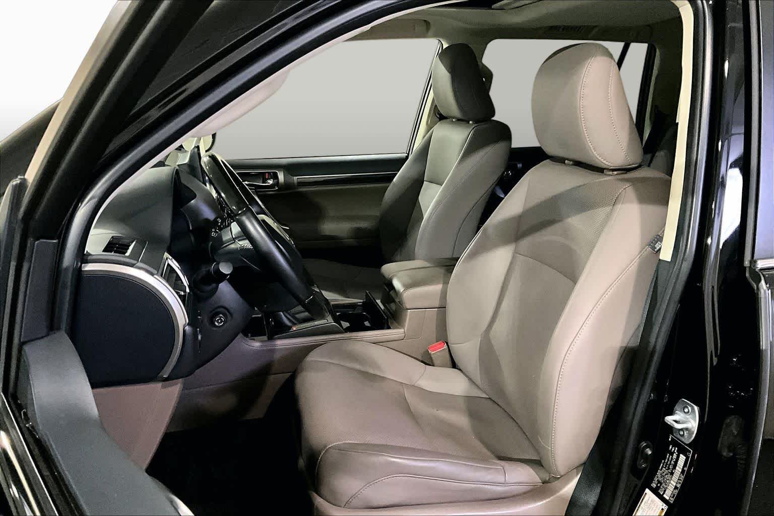 Used 2022 Black Onyx Lexus Premium image 8