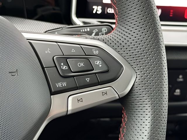 2025 Volkswagen Golf GTI SE - Photo 19