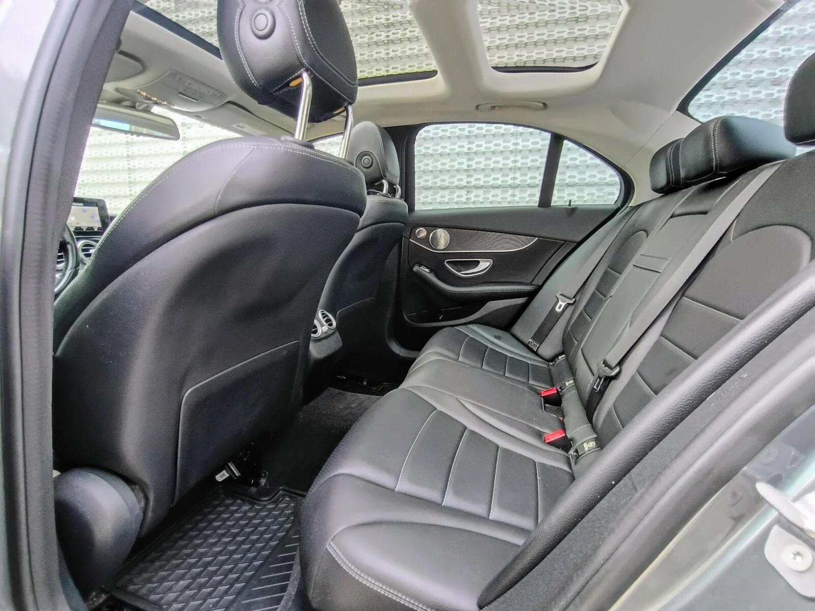 Used 2017 Selenite Grey Metallic Mercedes-Benz C 300 image 2