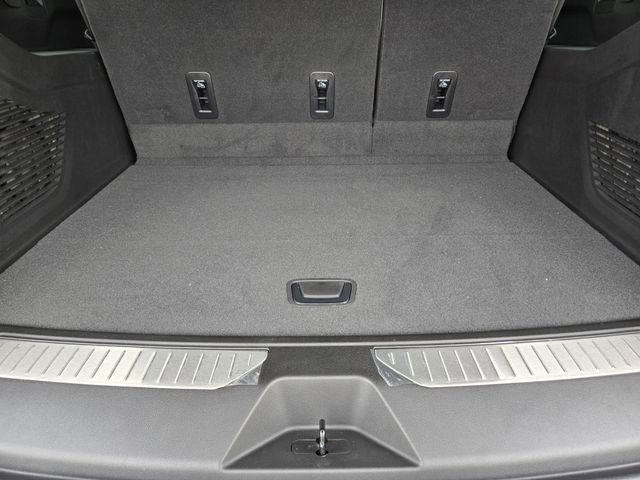 2025 Chevrolet Suburban High Country - Photo 25