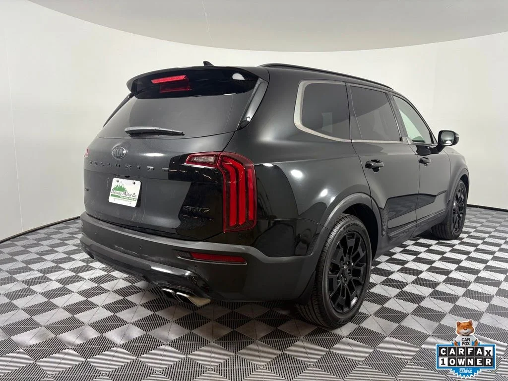 Used 2021 Black Kia SX image 8