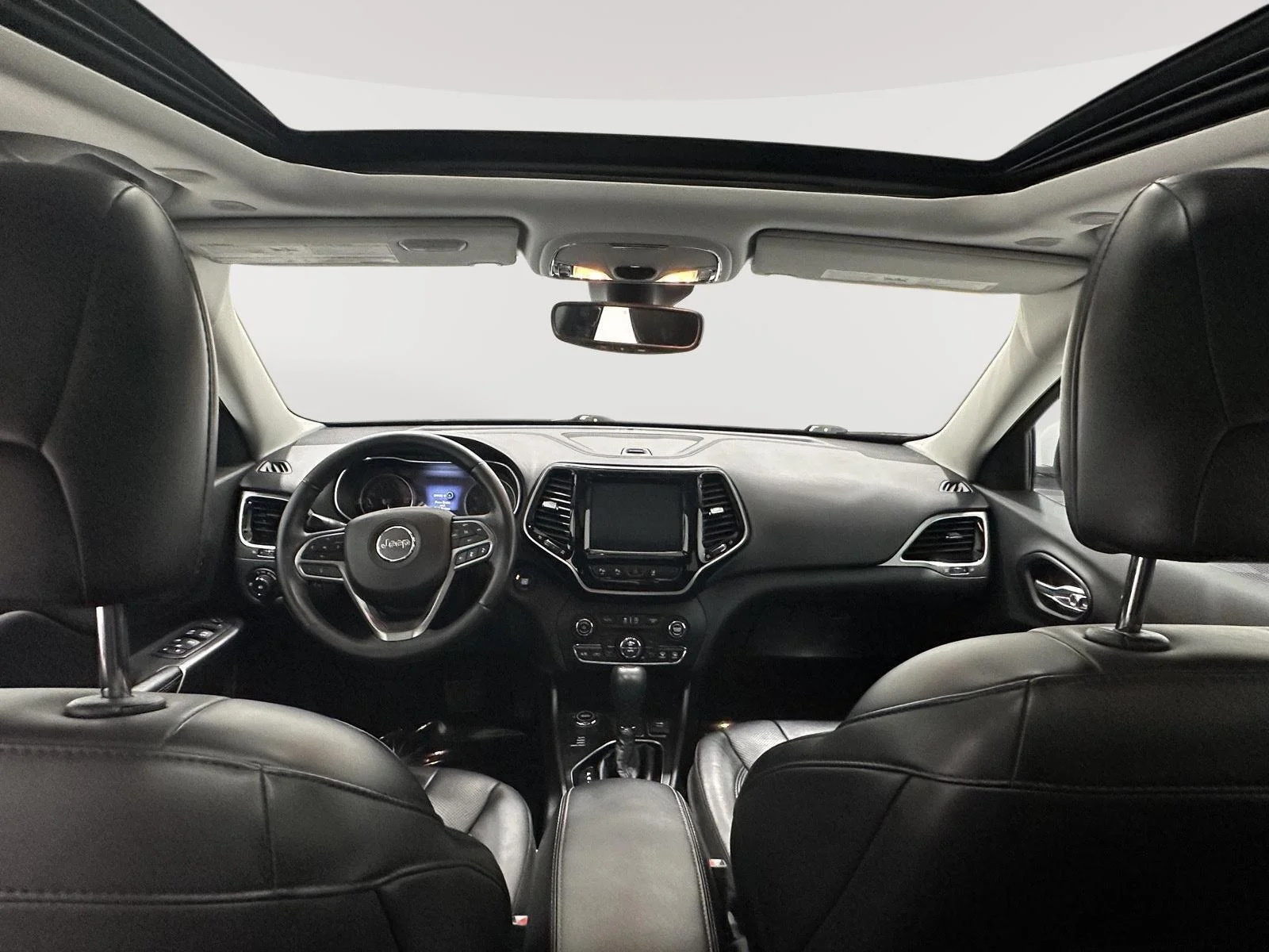 Used 2019 Bright White Clearcoat Jeep Limited image 21