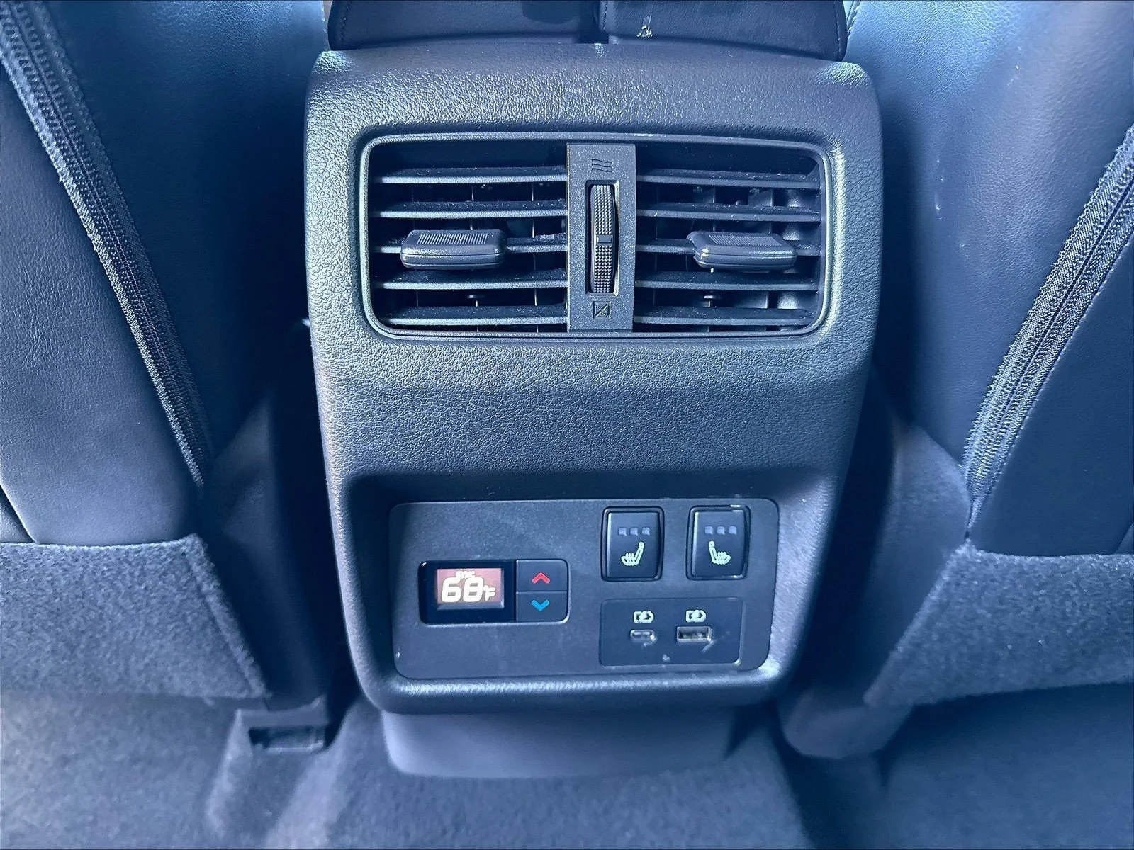 Certified Used 2023 Boulder Gray Nissan Platinum image 13