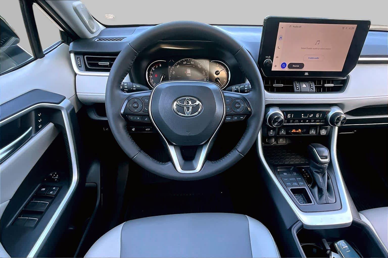 Used 2025 Midnight Black Metallic Toyota XLE Premium image 6