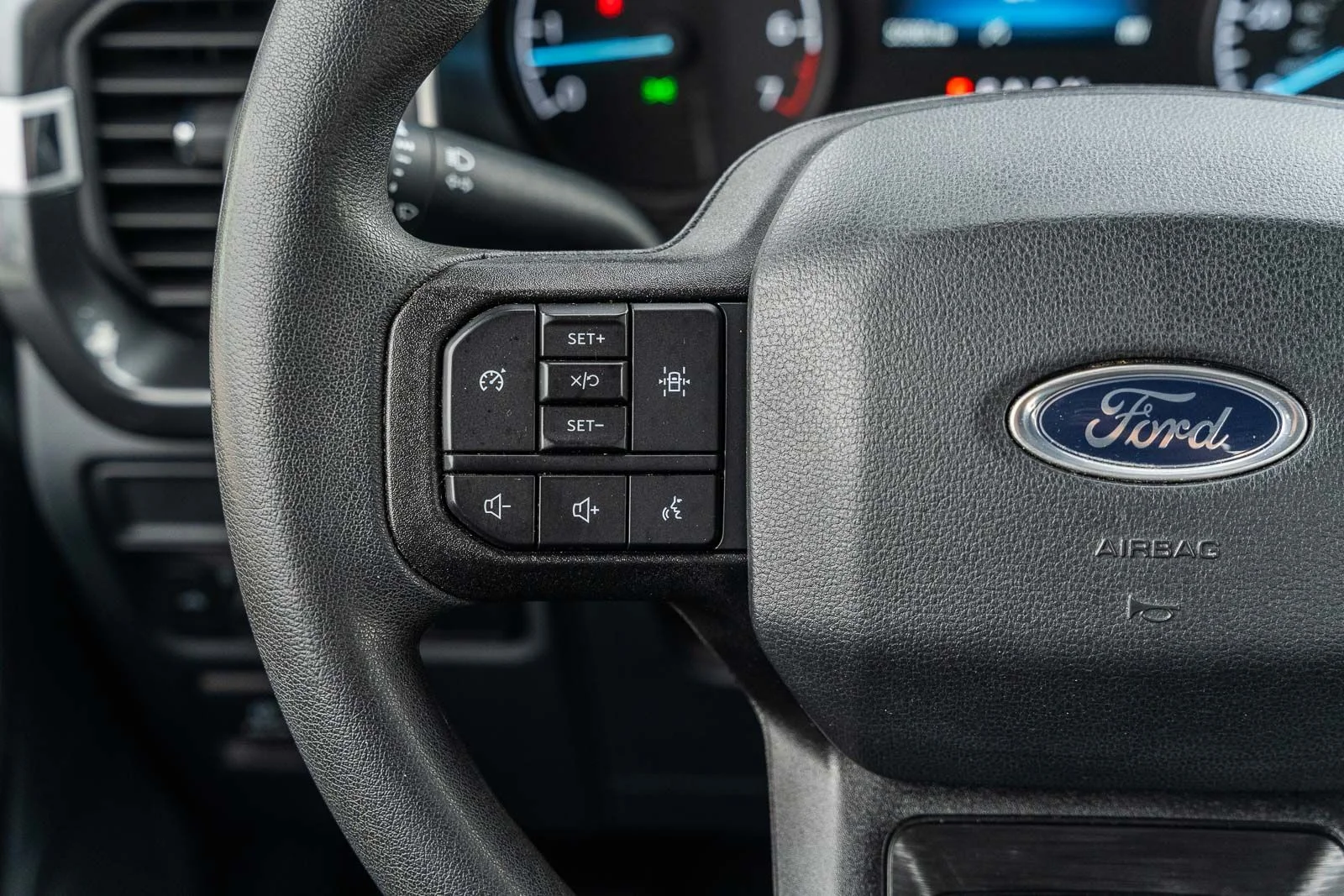 Used 2022 Red Ford XL image 25
