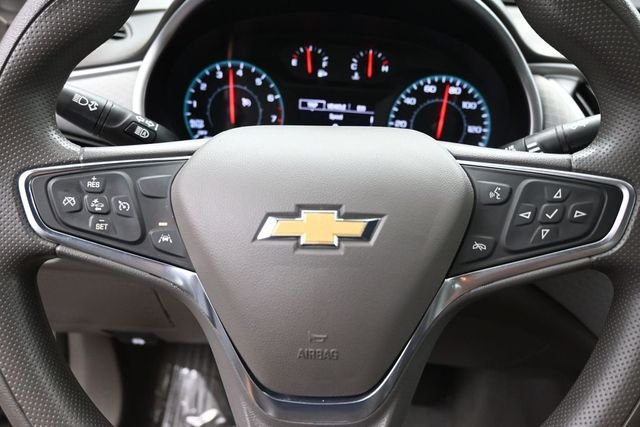 Used 2025 Gray Chevrolet LT image 18