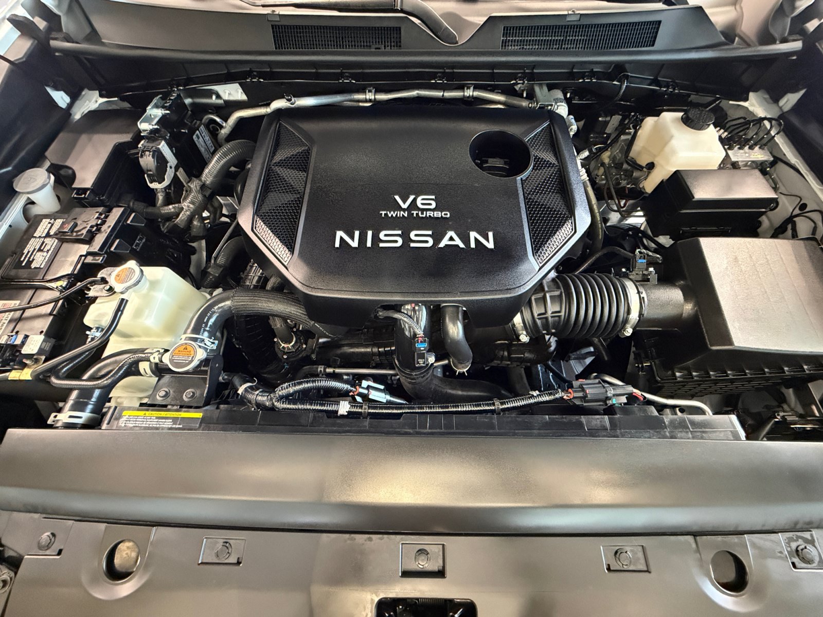 Certified Used 2026 Aspen White Tricoat Nissan Platinum image 34