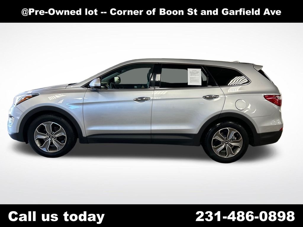 Used 2013 Silver Hyundai GLS image 2