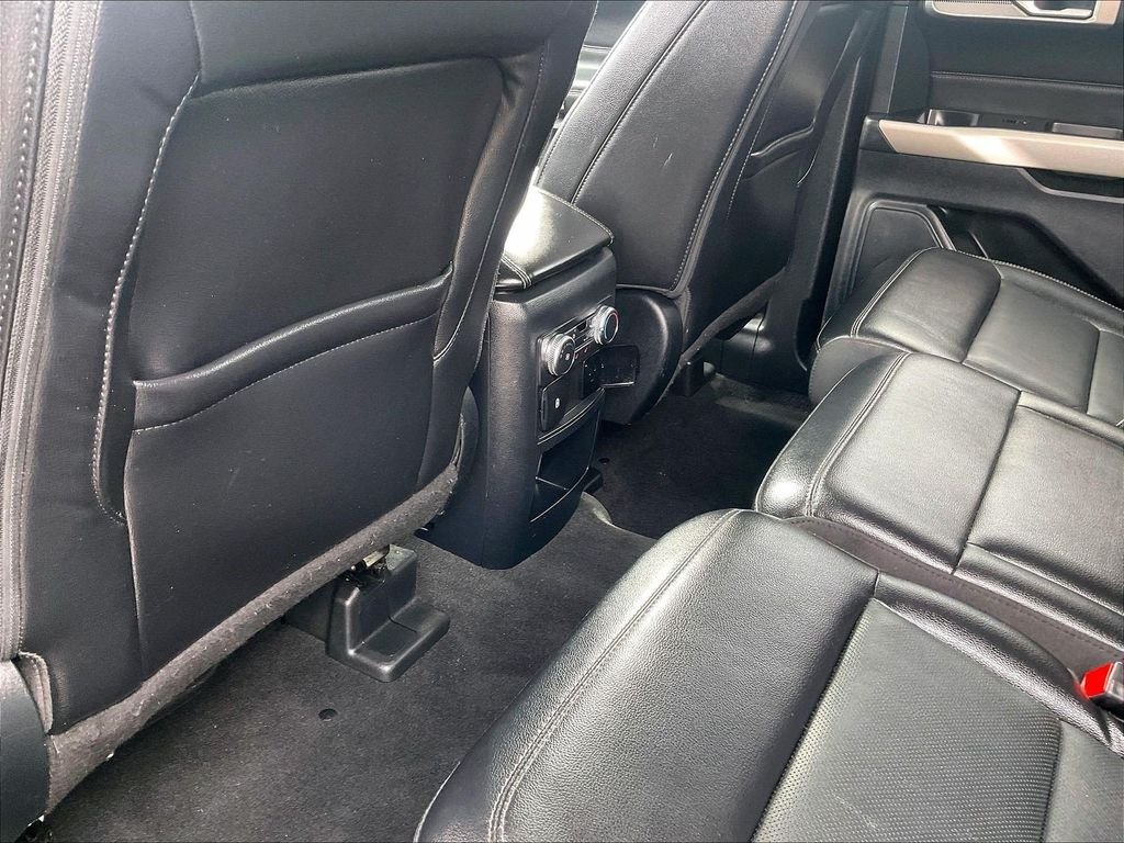 Used 2021 Gray Ford Limited image 27