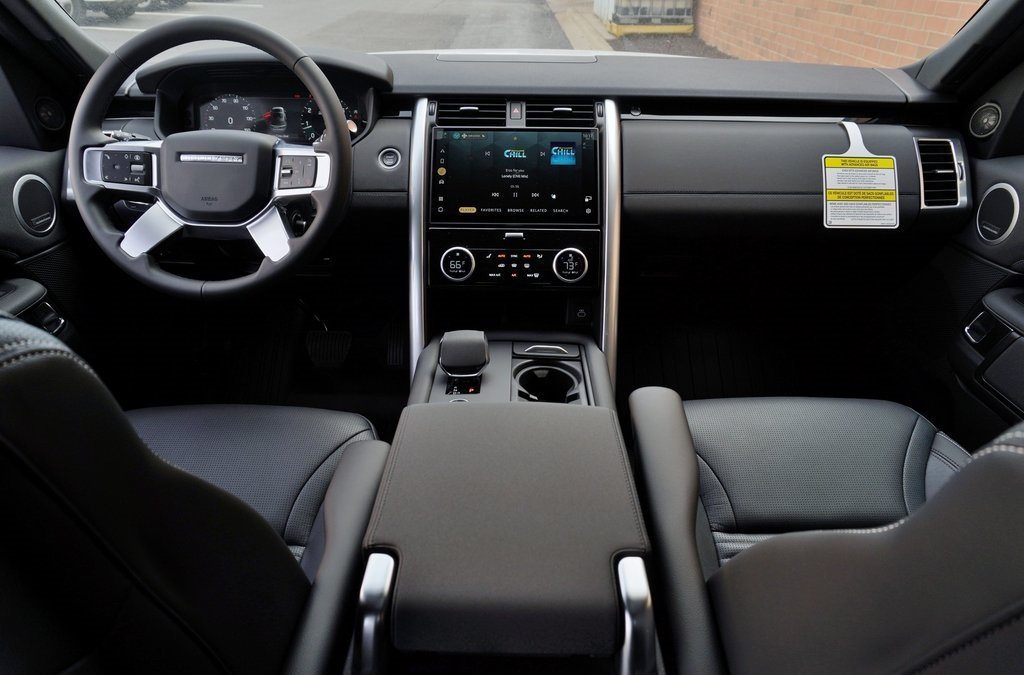 2025 LAND ROVER DISCOVERY - Image 9