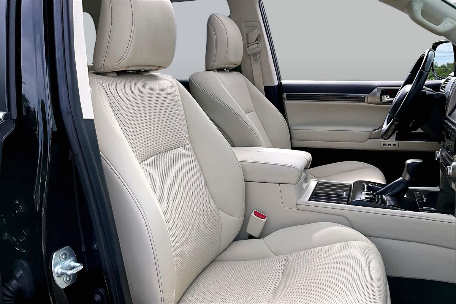 Used 2021 Black Onyx Lexus Premium image 9