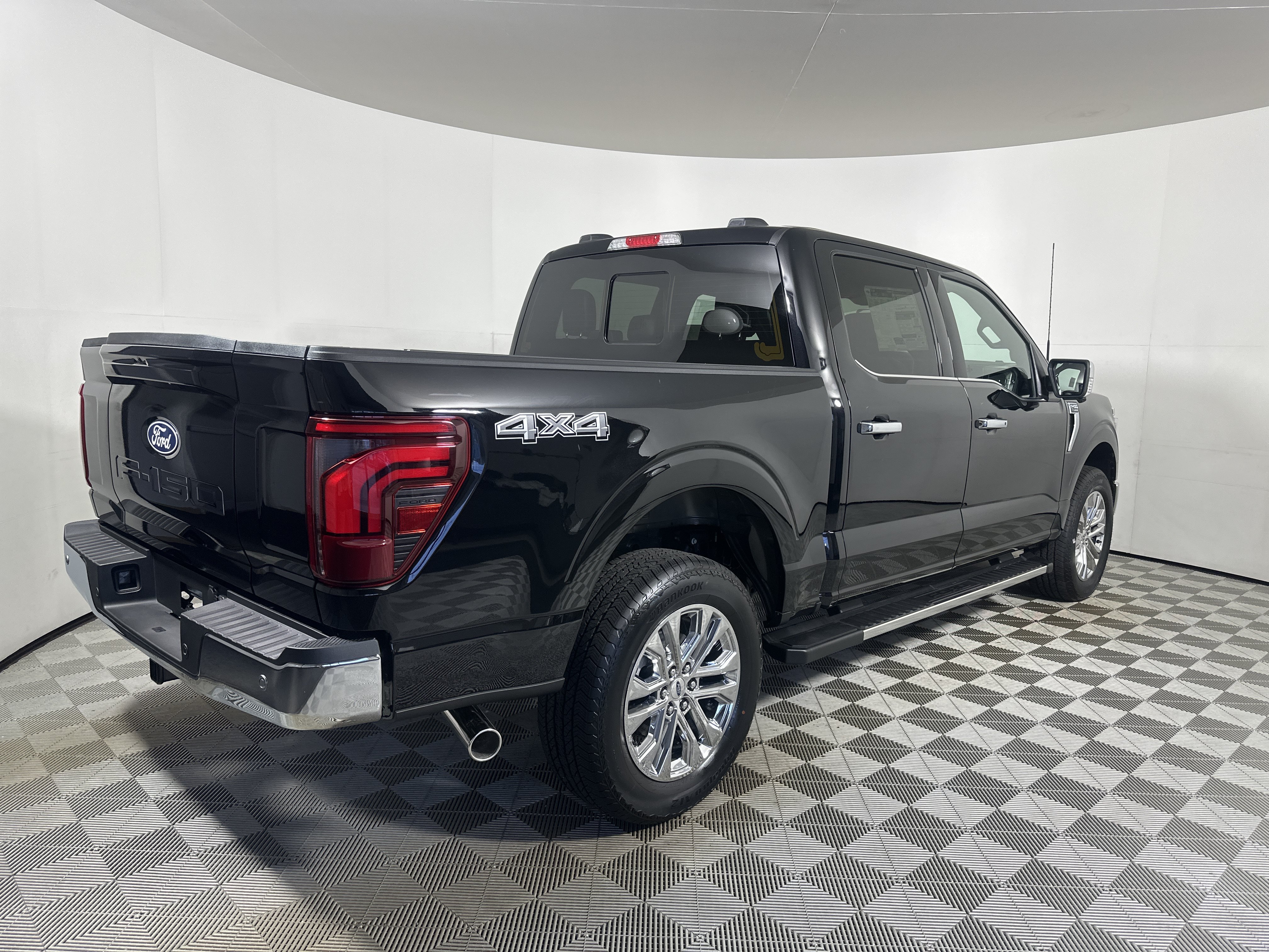 New 2026 AGATE BLACK MET Ford LARIAT image 7