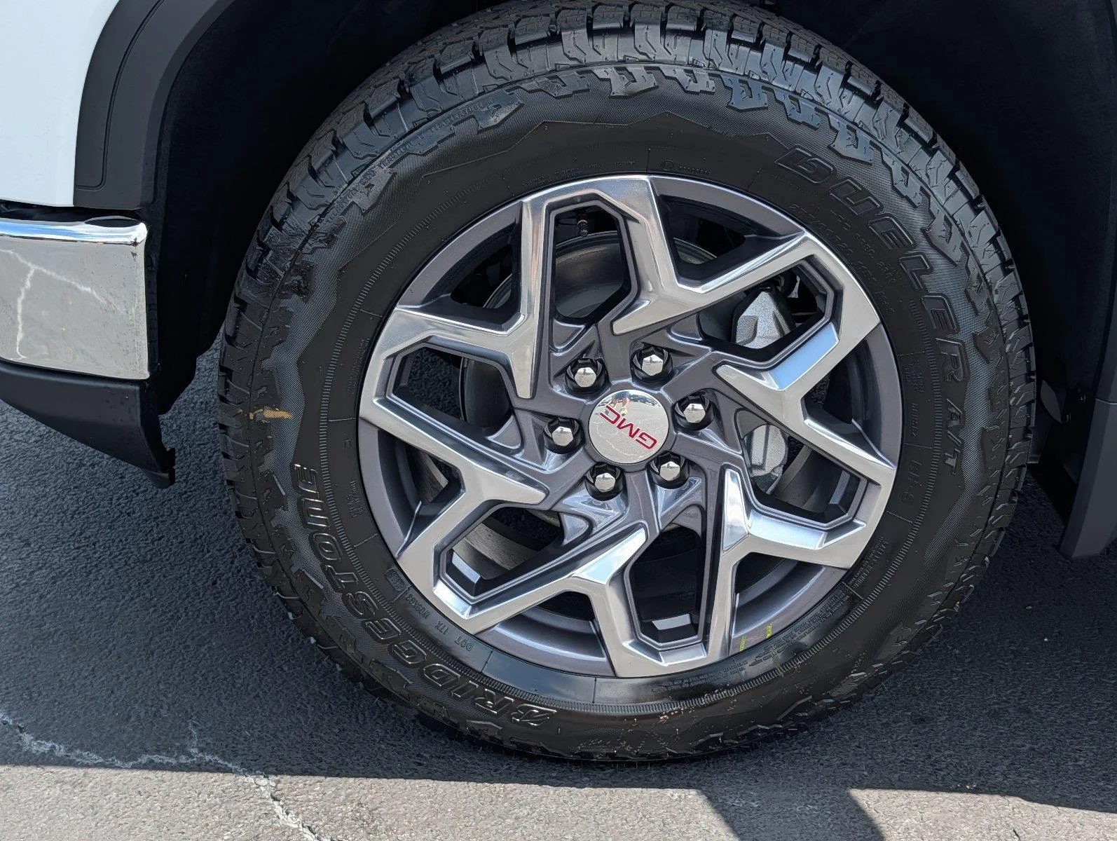 New 2026 Summit White GMC SLT image 10