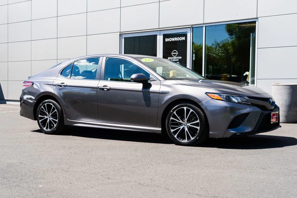 Used 2020 Gray Toyota SE image 1
