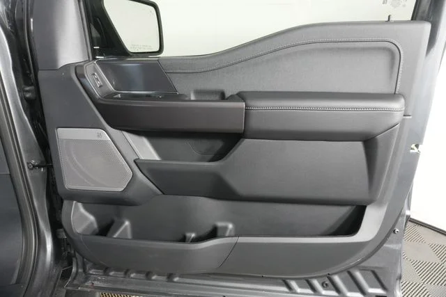New 2026 Carbonized Gray Metallic Ford Lariat® image 39