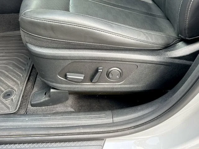 Used 2024 Gray Kia S image 17