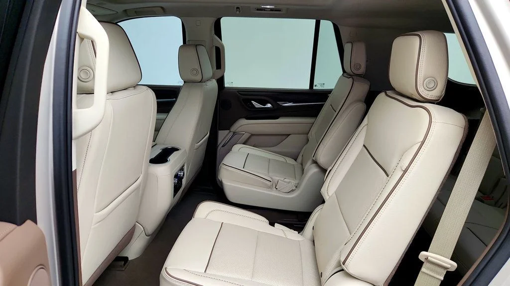 Used 2024 Pearl Beige Metallic GMC 4WD 4dr Denali w/ 22