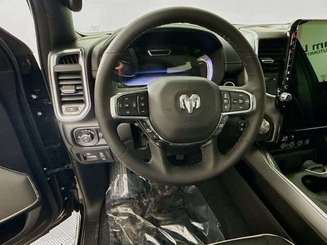 New 2026 Diamond Black Crystal Pearl-Coat Exterior Paint RAM Laramie image 11
