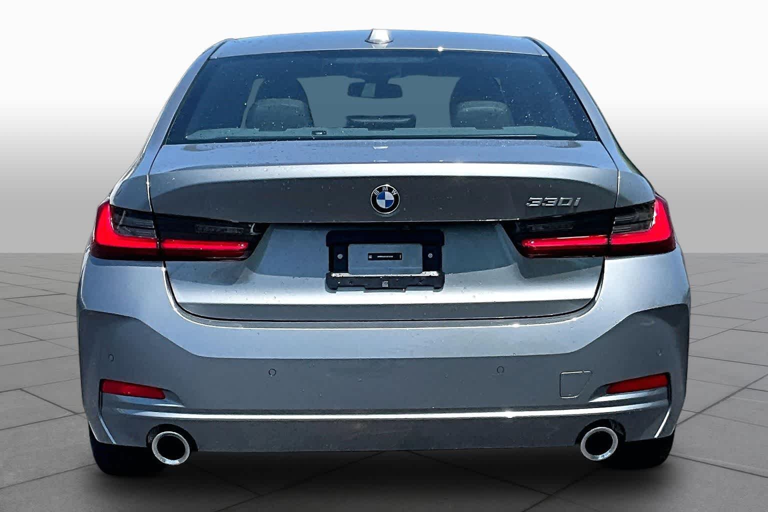 Certified Used 2025 Skyscraper Grey Metallic BMW 330i image 4