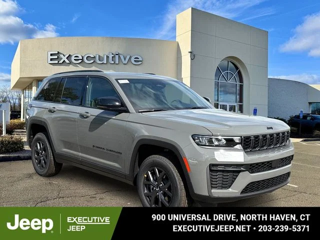 2027 Jeep Grand Cherokee Laredo Altitude